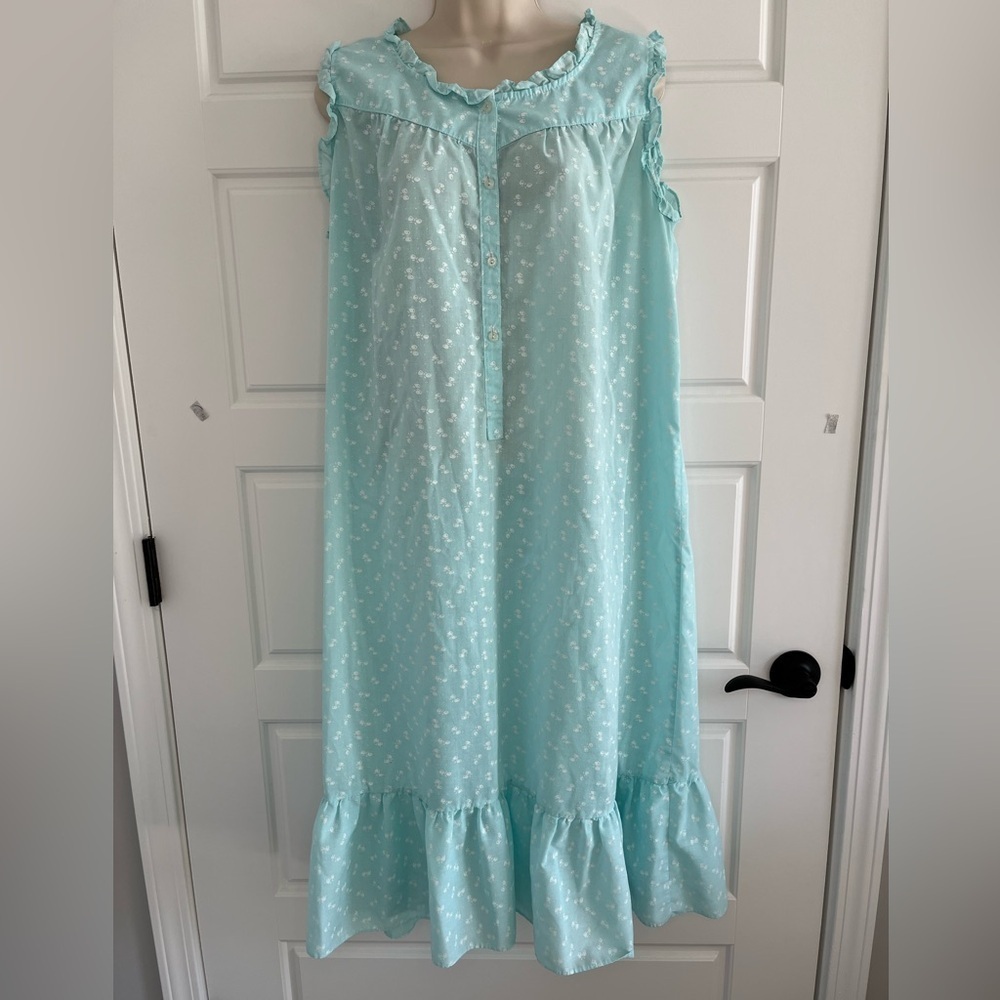 Vintage Jilandre Women’s Nightgown Light Aqua White Butterfly Print Size M